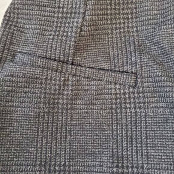 H&M Black and Dark Gray Plaid Mid Rise Pants Size Medium - Picture 13 of 13
